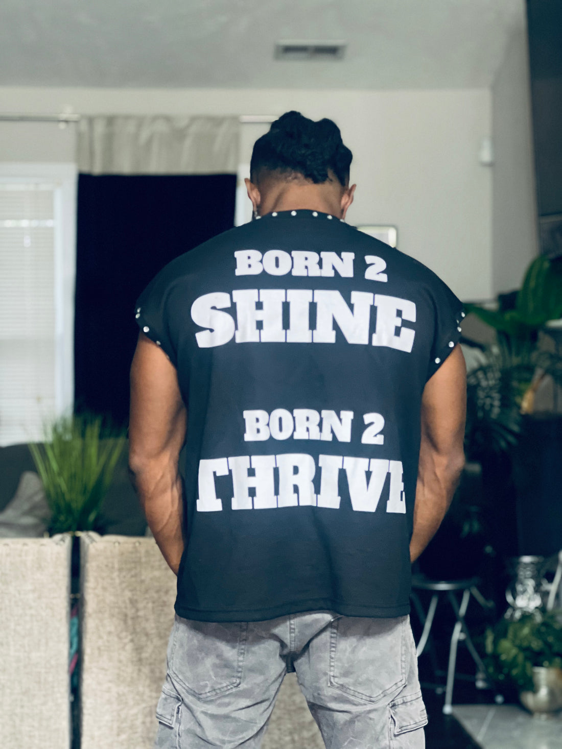HIGH STATUS &quot;BORN 2 SHINE&quot; CUTOFF SLEEVES TEE